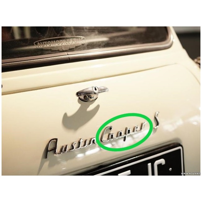 Script de malle ''Cooper'' écriture - Austin Mini