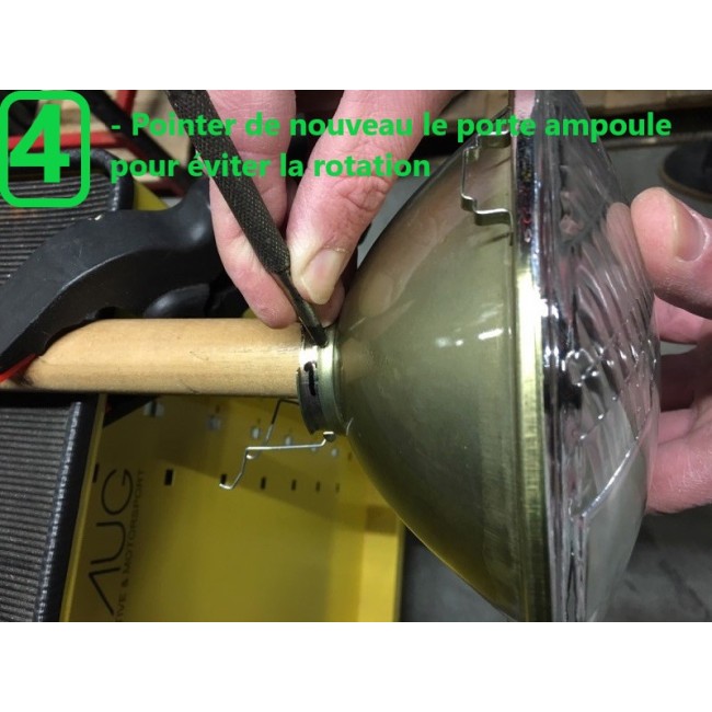 N°3 - Kit complet phare P700 (la paire)